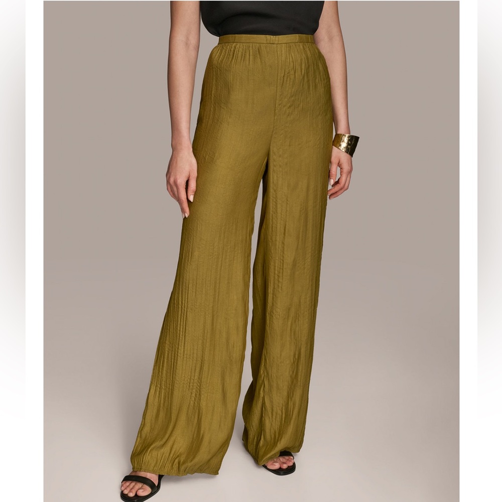 New Donna Karan Women’s Crinkled Wide-Leg Pants. Medium. Smokey Olive